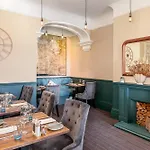 Ommaroo 3* Saint Helier