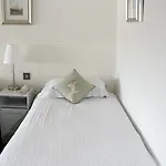 Hotel Ommaroo Saint Helier