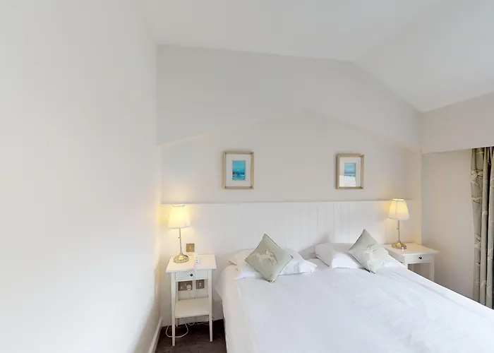 Ommaroo Hotel Saint Helier