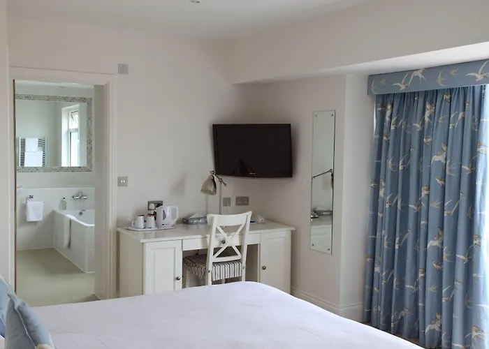 Hotel Ommaroo Saint Helier Jersey