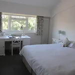 Hotel Ommaroo Saint Helier