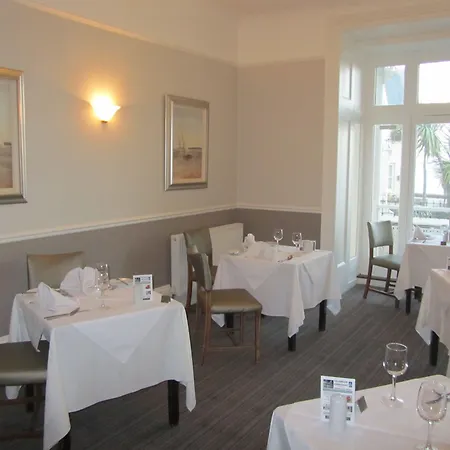 Ommaroo 3* Saint Helier