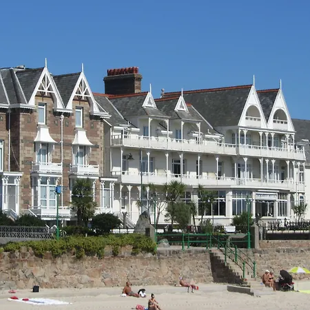 Ommaroo 3* Saint Helier