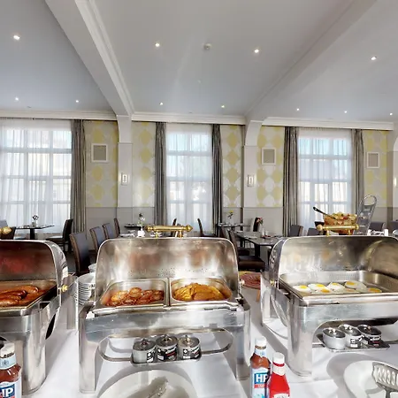 Ommaroo Hotel